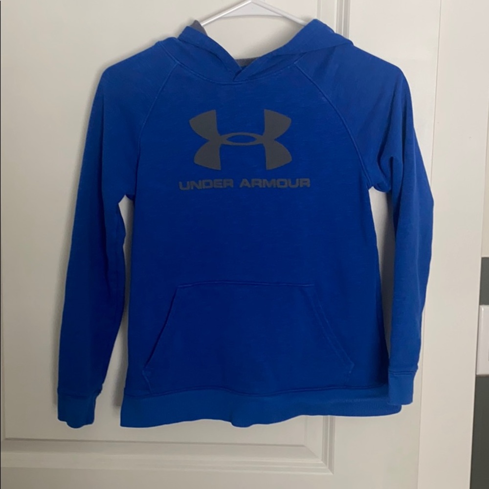 Boys under Armour hoodie